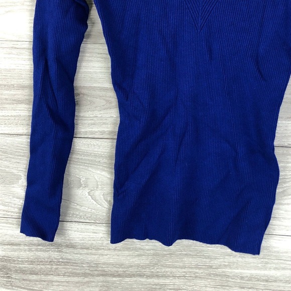 Vertigo Shapely V Neck Rib Pull Over Sweater Size Small $198 - Picture 5 of 8